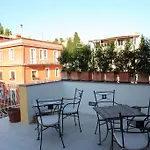 Evelyne 3* Таормина
