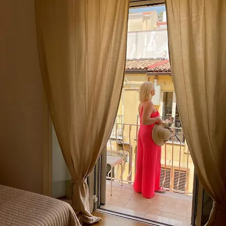 Evelyne Bed & Breakfast