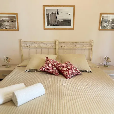 Evelyne ベッド・アンド・ブレックファスト 3*