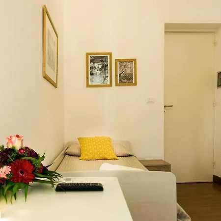 Evelyne ベッド・アンド・ブレックファスト 3*