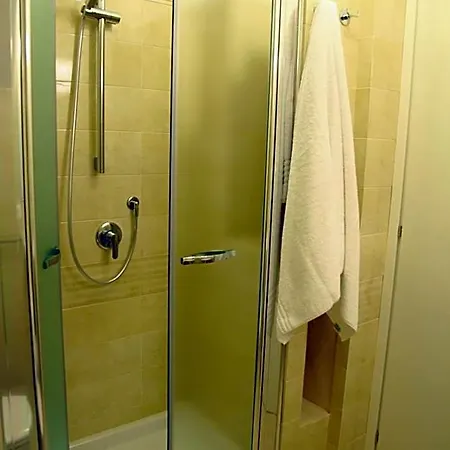 Bed & Breakfast Evelyne 4*