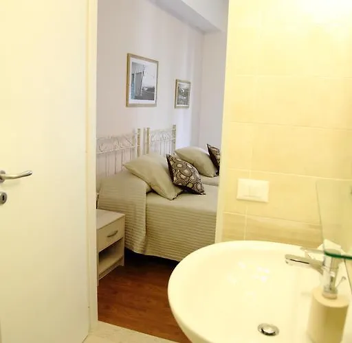 ベッド・アンド・ブレックファスト Evelyne タオルミーナ