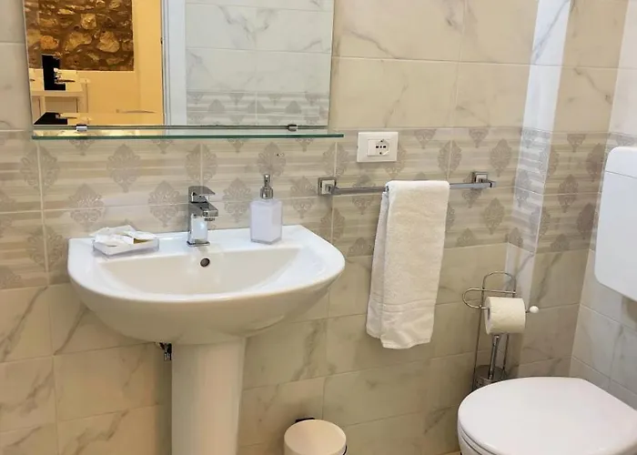 ベッド・アンド・ブレックファスト Evelyne タオルミーナ