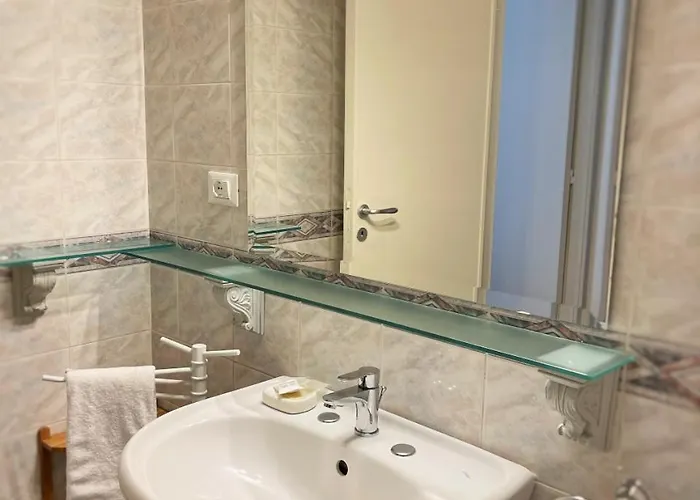 Evelyne 3* タオルミーナ